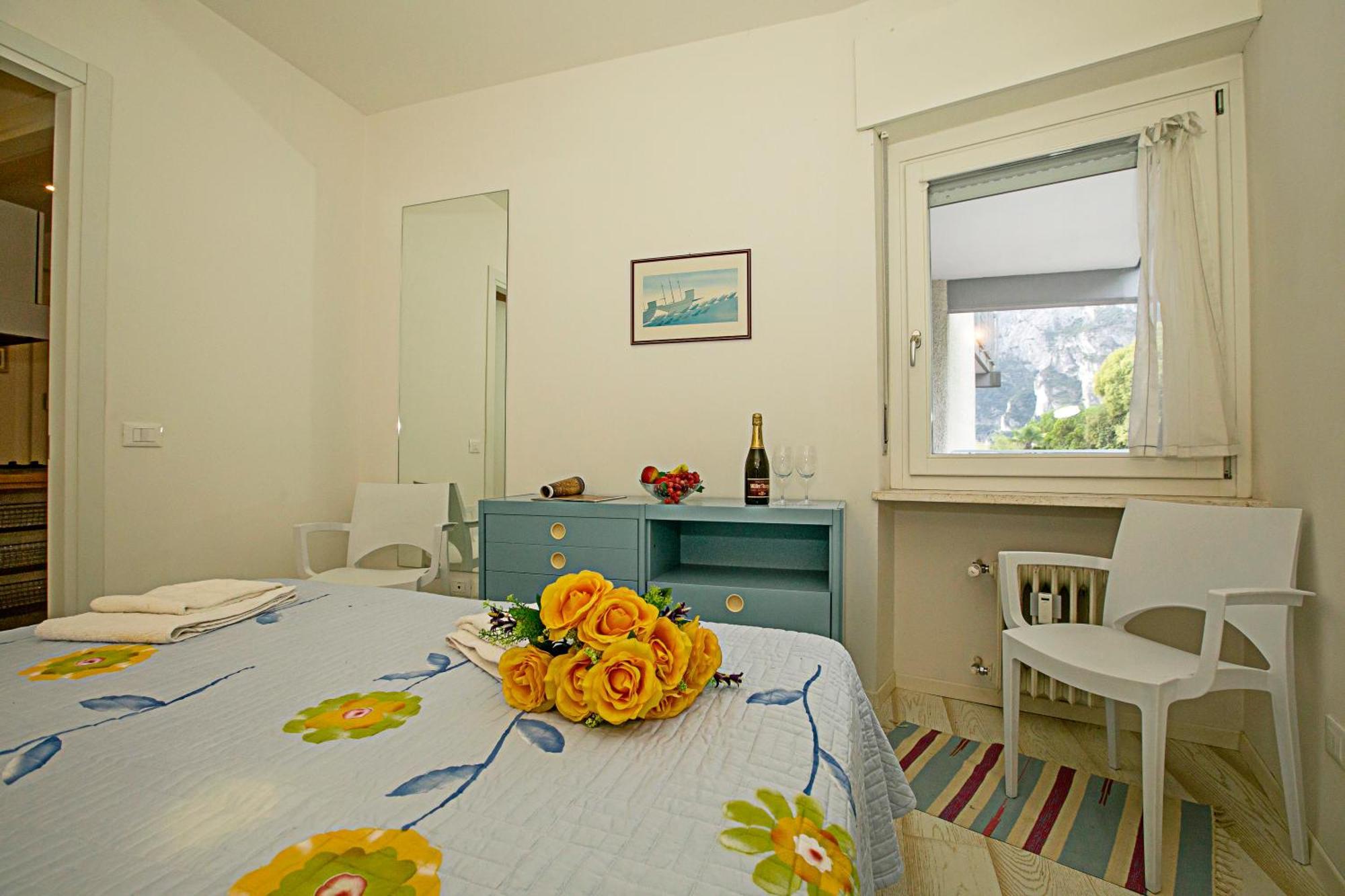 Residenza Lago D'Argento - Happy Rentals Riva del Garda Luaran gambar