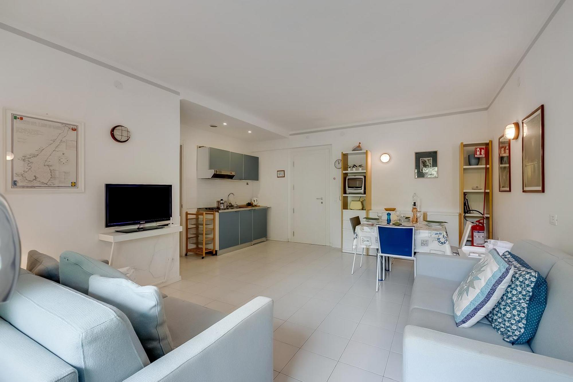 Residenza Lago D'Argento - Happy Rentals Riva del Garda Luaran gambar