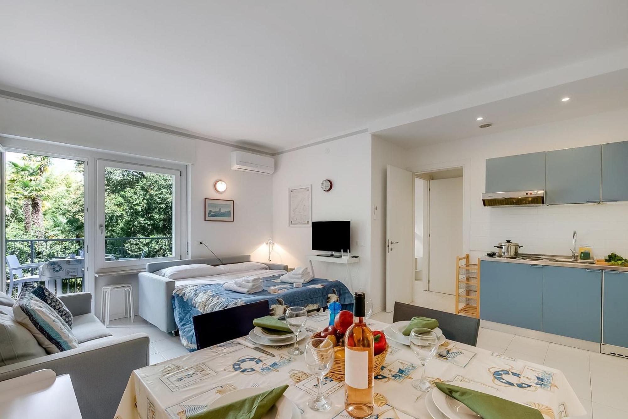 Residenza Lago D'Argento - Happy Rentals Riva del Garda Luaran gambar