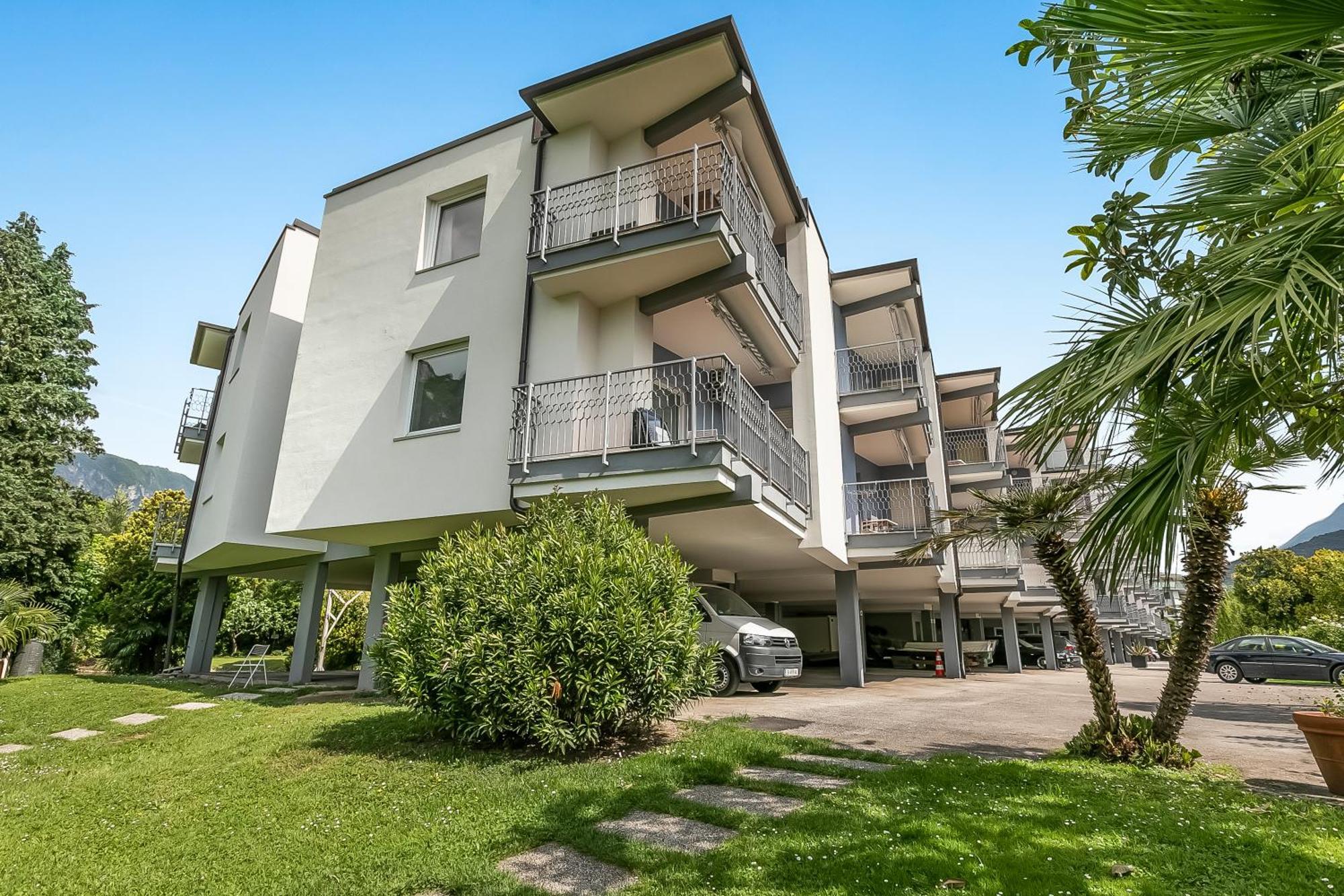 Residenza Lago D'Argento - Happy Rentals Riva del Garda Luaran gambar